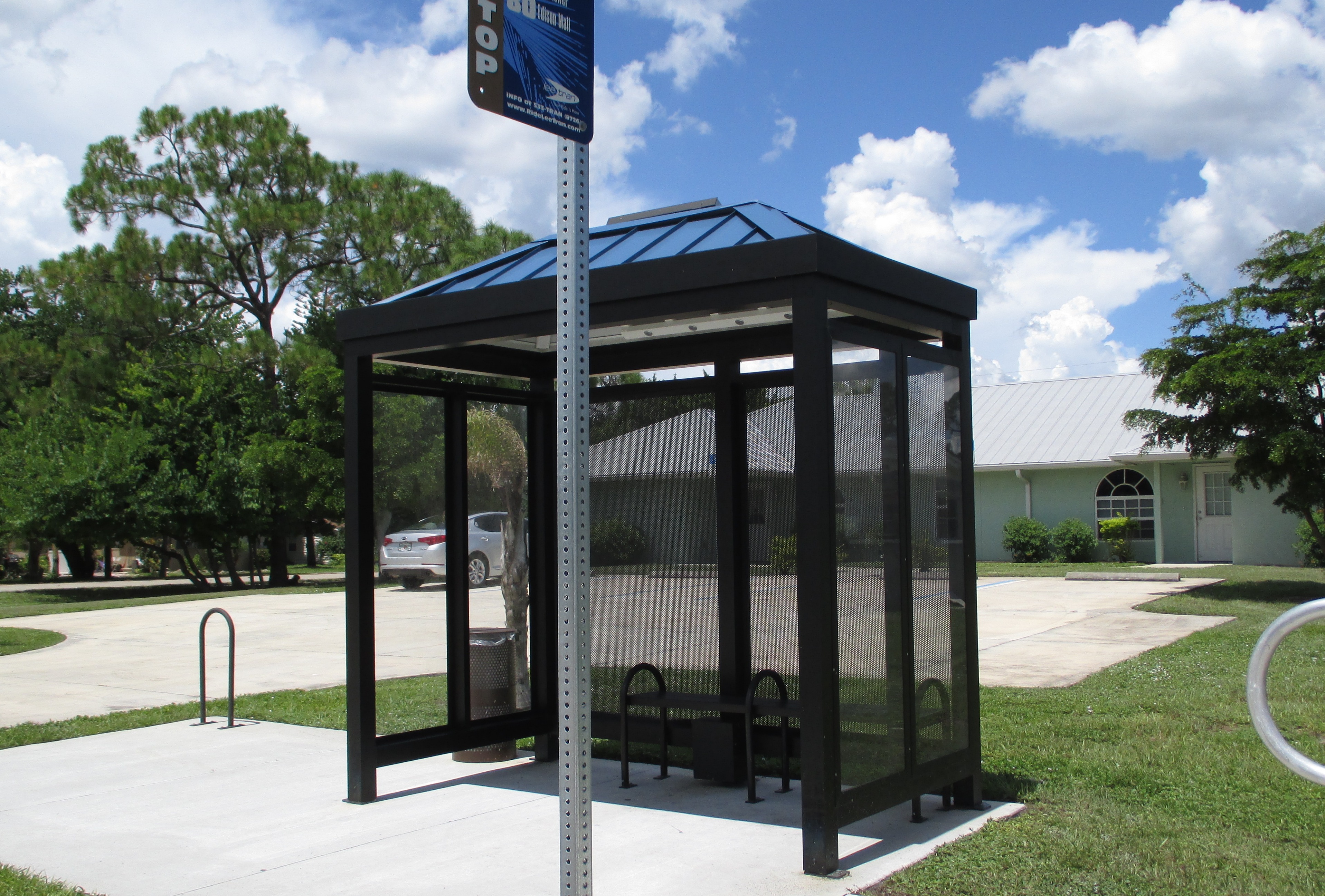 Bus shelter in Page Park