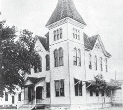 Image of Old Lee County Courthouse circa 1894